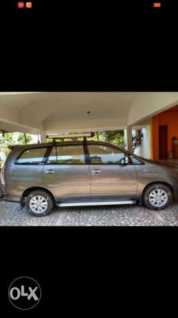 Toyota Innova 2.5 V 8 Str, , Diesel