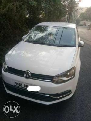Volkswagen Polo highline + 16'' Alloy..Unique..  Kms