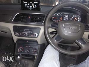 Wants to sell Audi Q3 manual transmission without sunroof