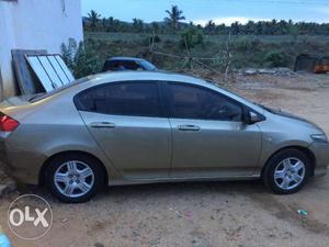 Fully loaded Honda City with excellent condition for sale