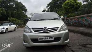 Toyota Innova 2.5 G 8 Str Bs-iii, , Diesel