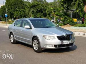 Skoda Superb Elegance 1.8 Tsi At, , Petrol