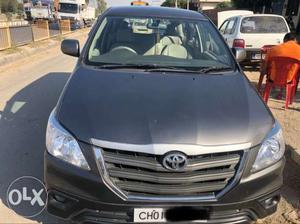  Toyota Innova diesel  Kms