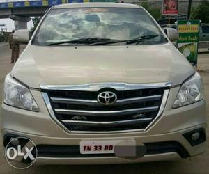  Toyota Innova diesel  Kms