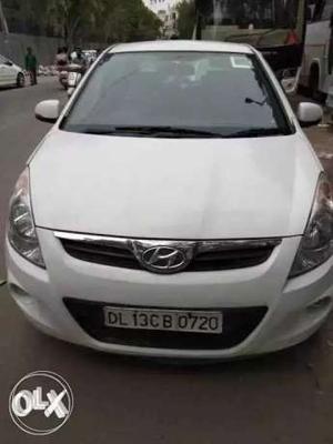  Hyundai I20 cng  Kms