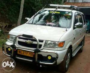  Chevrolet Tavera diesel  Kms taxi new test