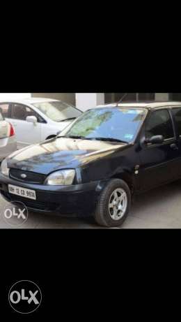  Ford Ikon petrol  Kms