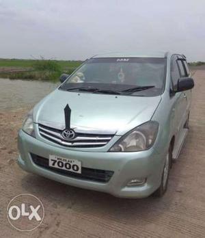 Toyota Innova 2.5 G4 8 Str, , Diesel