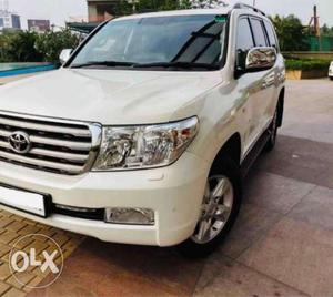 Toyota Land Cruiser Lc200 Vx Standard , Diesel