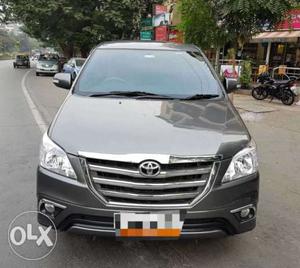 Toyota Innova 2.5 Vx 8 Str Bs-iv, , Diesel