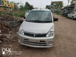  Toyota Innova diesel  Kms