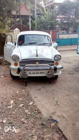 Hindustan Motors Ambassador diesel  Kms  year