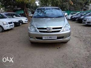 Toyota Innova 2.5 G 8 Str Bs-iii, , Diesel