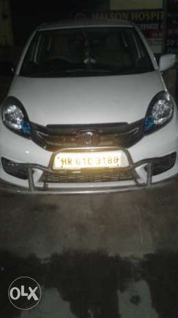  Honda Amaze cng  Kms