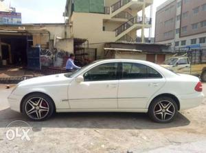 Mercedes-benz E-class 240 V6 At, , Petrol