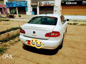  Skoda Superb petrol  Kms