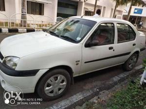  Ford Ikon petrol  Kms