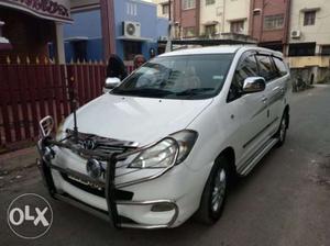 Toyota Innova 2.5 V 8 Str, , Diesel