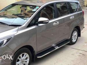 Toyota Innova Crysta 2.4 V, , Diesel