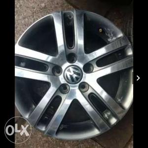 WANTED/PAMJEI ALLOY WHEELS 14"or 15" inches with 5 hole