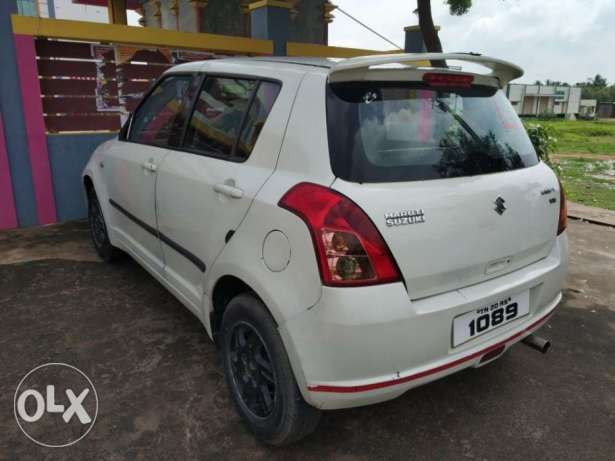 Maruti Suzuki Swift, , Petrol