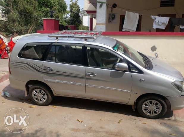  Toyota Innova diesel  Kms