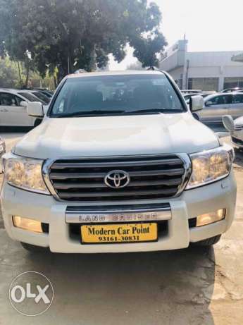 Toyota Land Cruiser Lc200 Vx Premium , Diesel