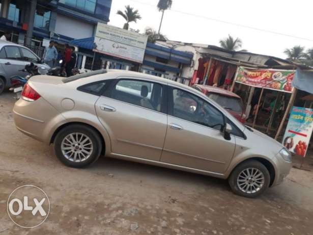 Fiat Linea Emotion 1.4 L T-jet Petrol, , Petrol