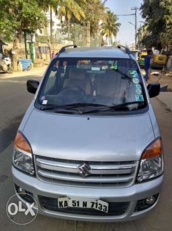 Silver Maruti WagonR Vxi in excellent condition, First owner