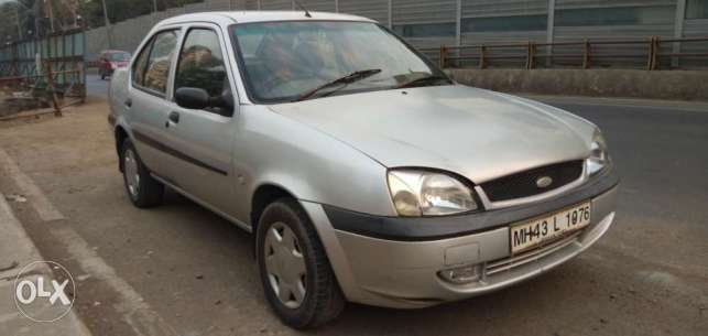 Ford Ikon Rocam , Petrol