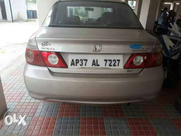  Honda City Zx petrol  Kms