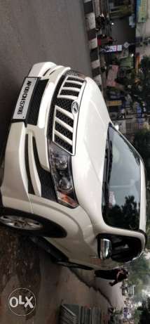 Mahindra Xuv500 diesel  Kms  year