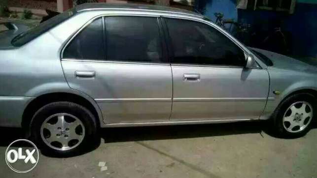 Honda City petrol  Kms  year origanal color wt