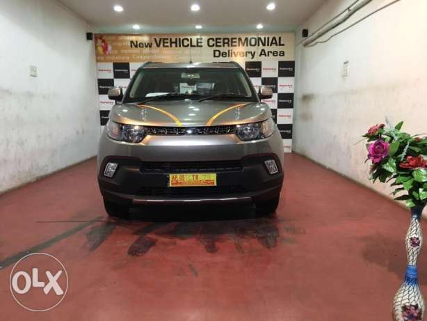 Mahindra KUV100 Designer Grey K8 Top-end Model Showroom