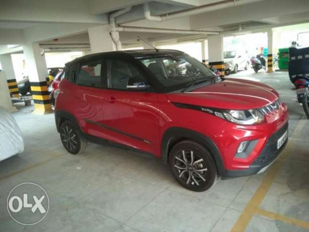 Mahindra Kuv 100 G80 K8 Dual Tone, , Petrol