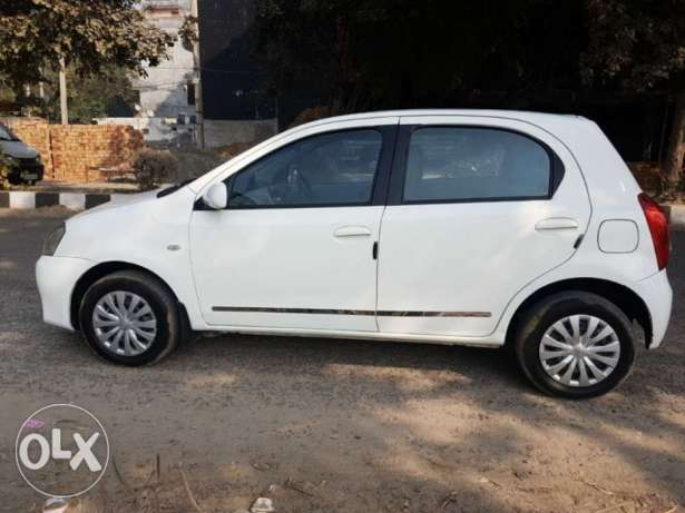 Toyota Etios Liva V, , Petrol