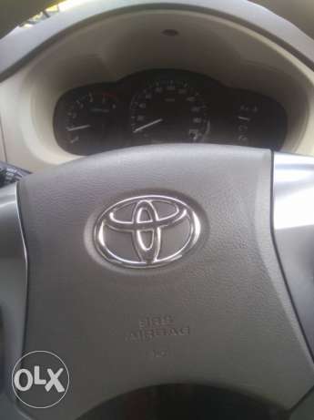  Toyota Innova diesel  Kms