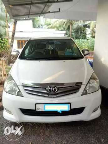  Toyota Innova diesel  Kms