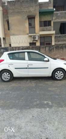 Hyundai I20 Sportz , Petrol