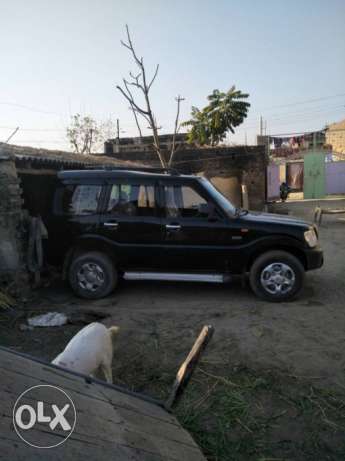 Md Akhlaq six  Mahindra Scorpio diesel 