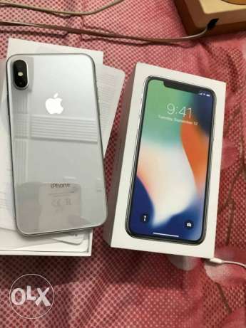 IPhone X 64 GB 4 month old