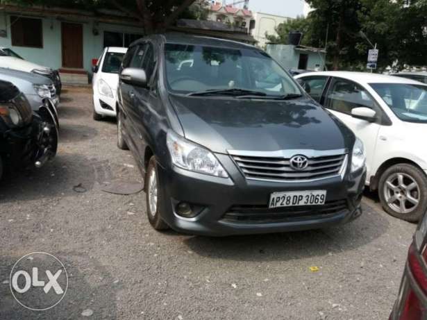 Toyota Innova 2.5 V 7 Str, , Diesel