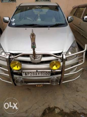  Toyota Innova diesel  Kms