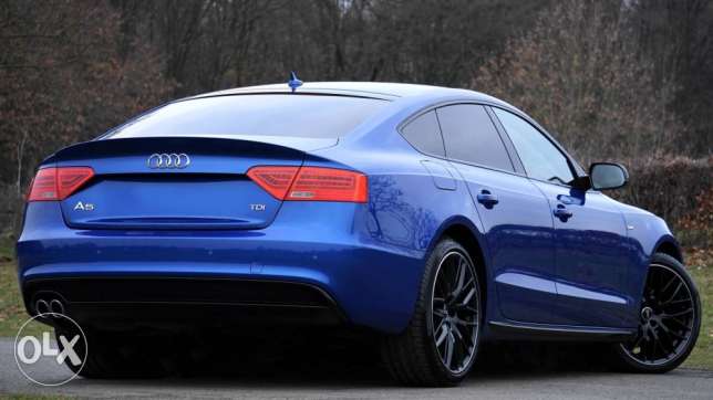 Audi A8l petrol 500 Kms  year