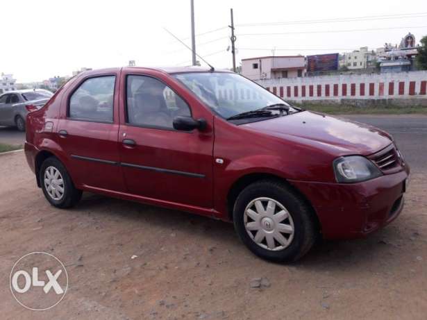  Mahindra Renault Logan petrol  Kms