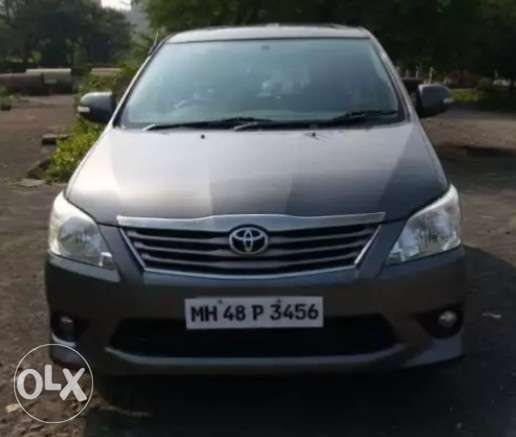  Toyota Innova diesel  Kms