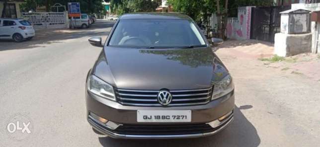 Volkswagen Passat Trendline Mt, , Diesel