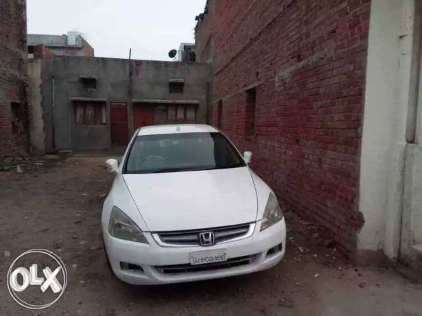  Honda Accord cng  Kms