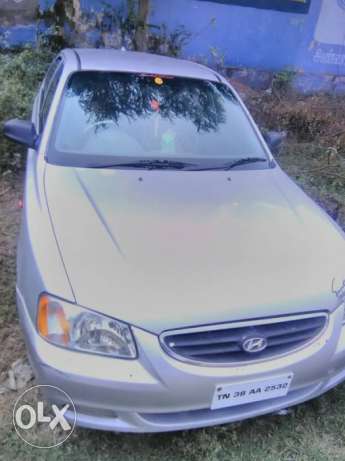 Hyundai Accent lpg  Kms  year