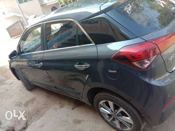  Hyundai Elite I20 diesel  Kms